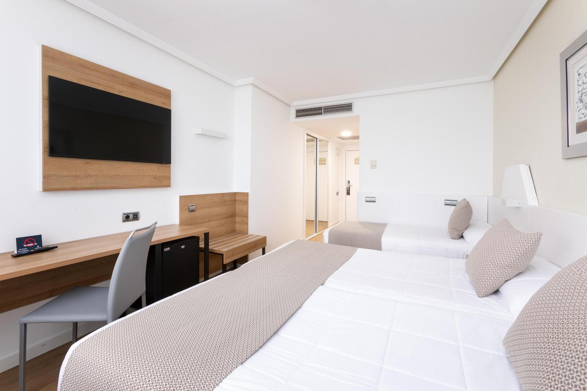 Hotel Alexandre Frontair Congress Sant Boi de Llobregat Exteriér fotografie
